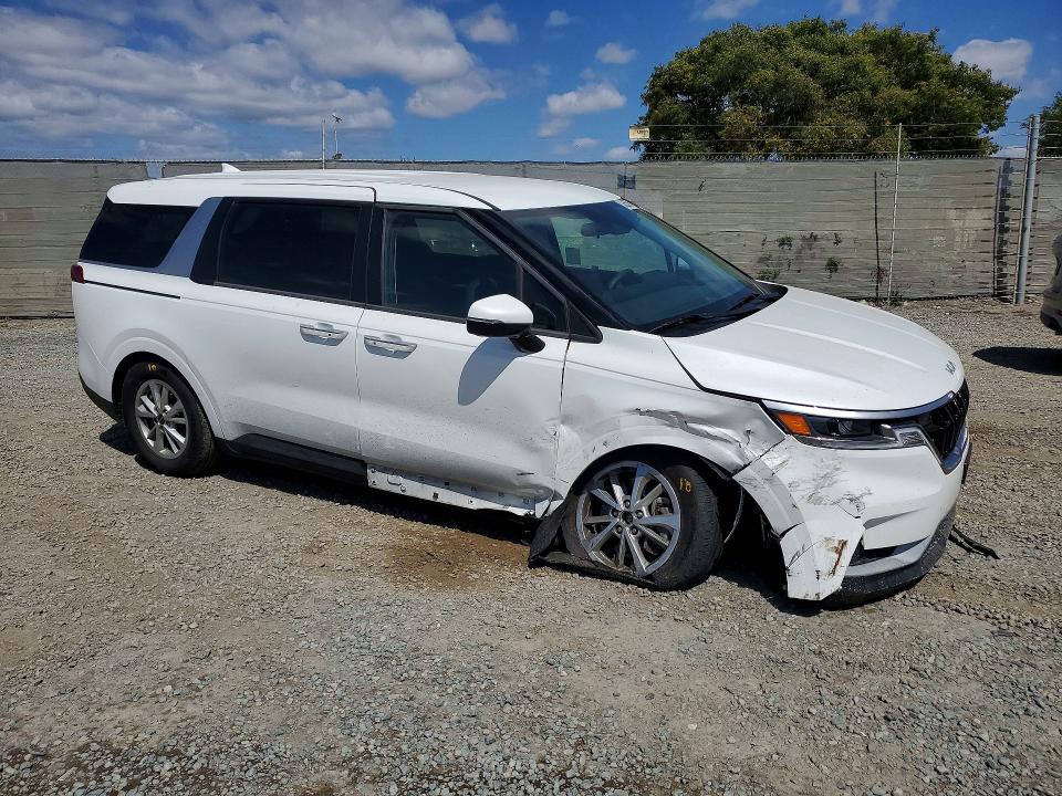 2024 Kia Carnival VIN KNDNB4H32R6382547 COPART salvage auction — FRONT END, Ca - Salvage Certificate, sold $6,700 on 2026-07-24 (photo 4)