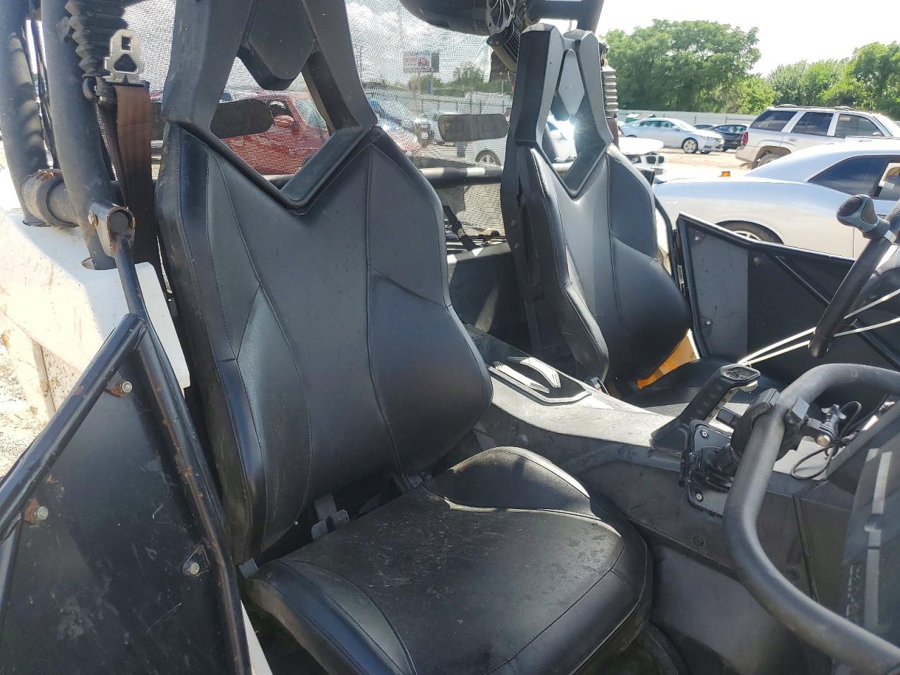 2017 Can-Am MAVERICK VIN 3JBPVAP21HJ000535 COPART salvage auction — All Over, OK - CERT OF TITLE-SALVAGE, sold $3,450 on 2026-07-09 (photo 5)