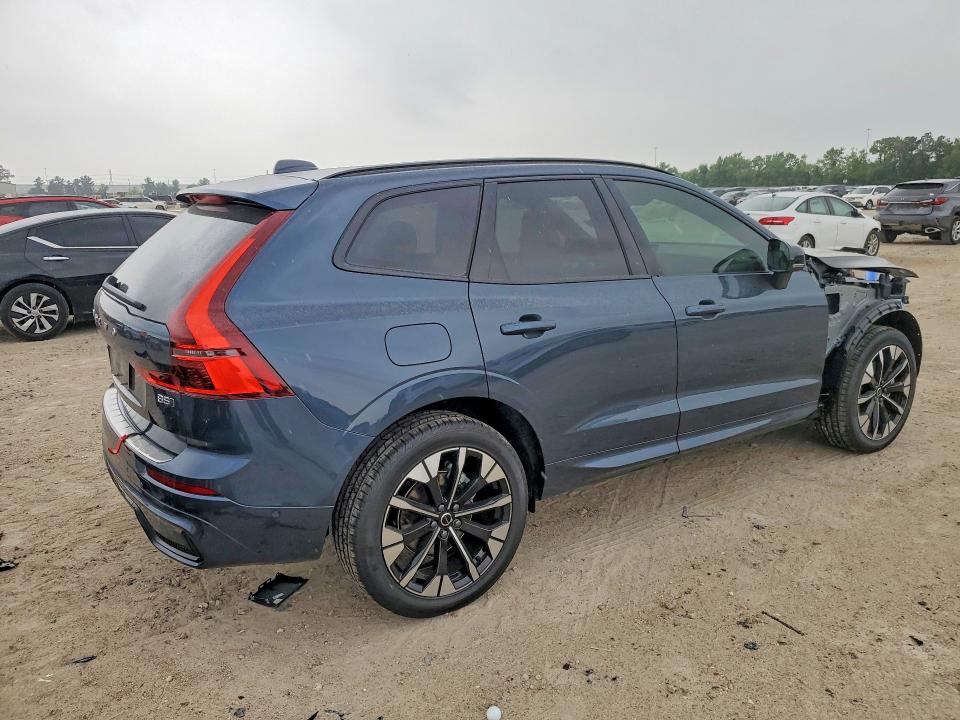 2026 Volvo Xc60 VIN YV4M12RC6T1416816 COPART salvage auction — FRONT END, Tx - Salvage Vehicle Title, sold $22,300 on 2026-07-03 (photo 3)
