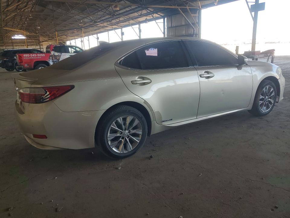 2015 Lexus ES VIN JTHBW1GG1F2077780 COPART salvage auction — MINOR DENT/SCRATCHES, Az - Certificate Of Title (P), sold $6,600 on 2026-07-15 (photo 3)