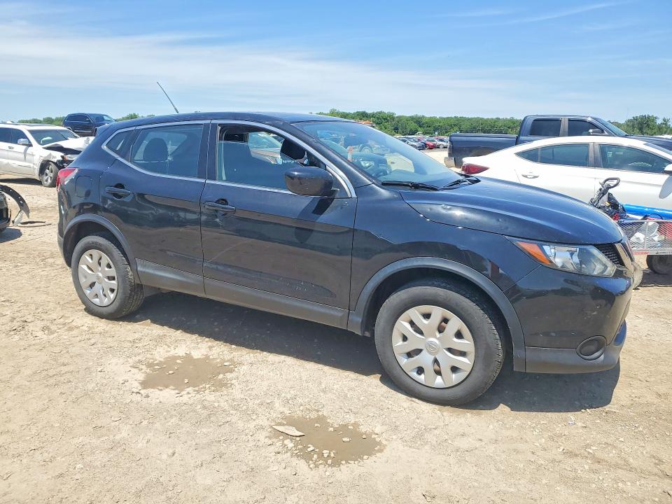 2019 Nissan Rogue VIN JN1BJ1CP5KW229278 COPART salvage auction — HAIL, Ks - Cert Of Title-Salvage, sold $2,400 on 2026-07-02 (photo 4)