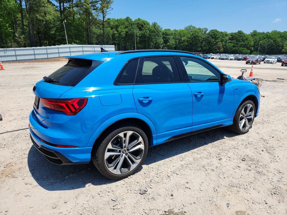 2021 Audi VIN WA1EECF37M1074858 COPART salvage auction — SIDE, Nc - Salvage Certificate Of Title, sold $9,900 on 2026-07-31 (photo 3)