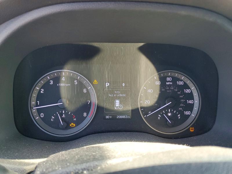 2017 Hyundai Tucson VIN KM8J33A22HU480488 COPART salvage auction — REAR END, Fl - Cert Of Title Slvg Rebuildable, sold $500 on 2026-07-28 (photo 9)