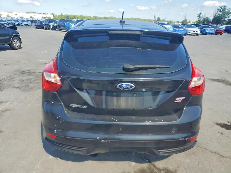 2013 Ford Focus VIN 1FADP3L98DL282813 COPART salvage auction — FRONT END, Fl - Cert Of Title Slvg Rebuildable, sold $375 on 2026-07-02 (photo 6)