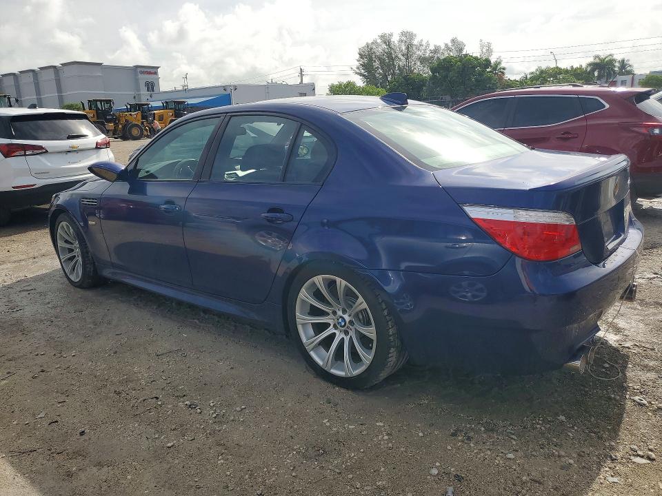 2006 BMW M5 VIN WBSNB93586B583726 COPART salvage auction — MINOR DENT/SCRATCHES, CA - DIS/DLR/EXP ONLY CLEAN TITLE (P), sold $4,400 on 2026-07-24 (photo 2)