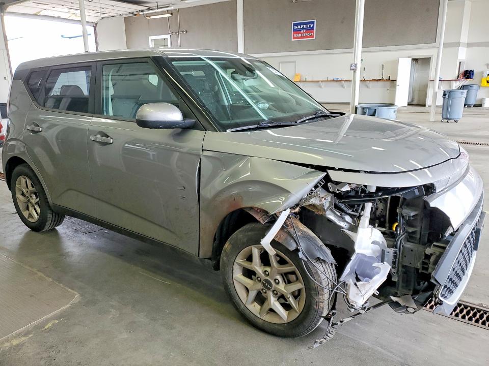 2023 Kia Soul VIN KNDJ23AU0P7851220 COPART salvage auction — FRONT END, WA - BILL OF SALE, sold $1,900 on 2026-07-31 (photo 4)