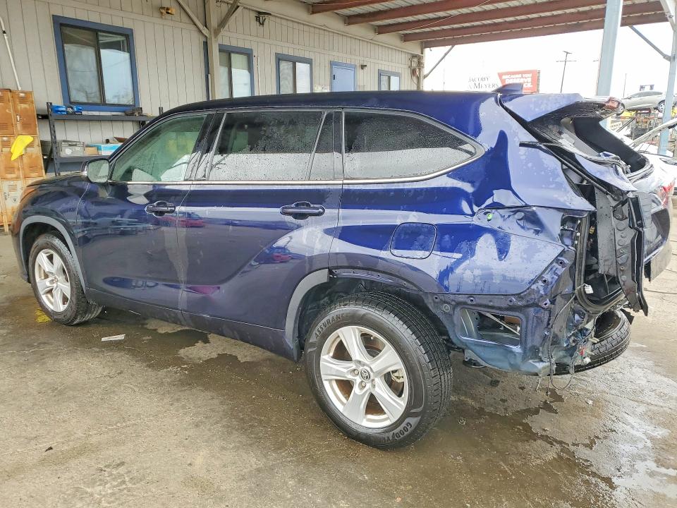 2021 Toyota VIN 5TDCZRAH1MS084313 COPART salvage auction — REAR END, Ca - Salvage Certificate, sold $10,500 on 2026-07-16 (photo 2)