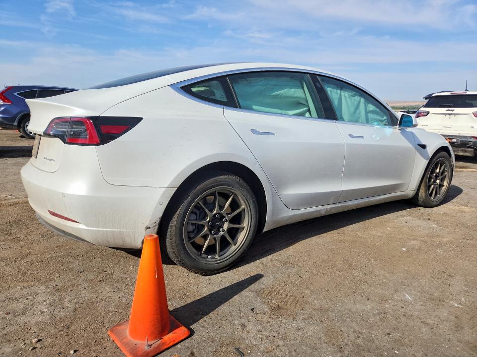 2020 Tesla Model 3 VIN 5YJ3E1EB5LF651502 COPART salvage auction — SIDE, Nm - Cert Of Title-Salvage, sold $4,150 on 2026-07-04 (photo 3)