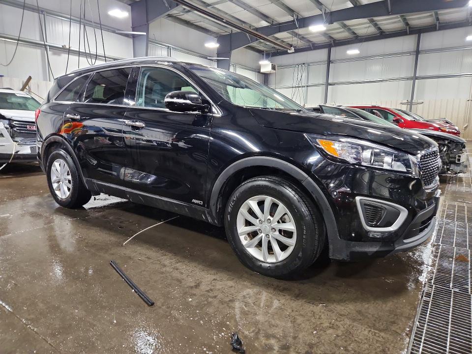 2018 Kia Sorento VIN 5XYPGDA39JG427487 COPART salvage auction — HAIL, Mn - Cert Of Title-Salvage, sold $3,750 on 2026-07-09 (photo 4)