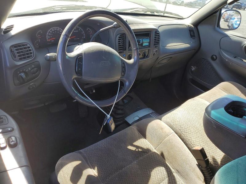 2002 Ford F-150 lightning VIN 1FTRX18L82NB46286 COPART salvage auction — MINOR DENT/SCRATCHES, CA - SALVAGE CERTIFICATE, sold $625 on 2026-07-09 (photo 8)