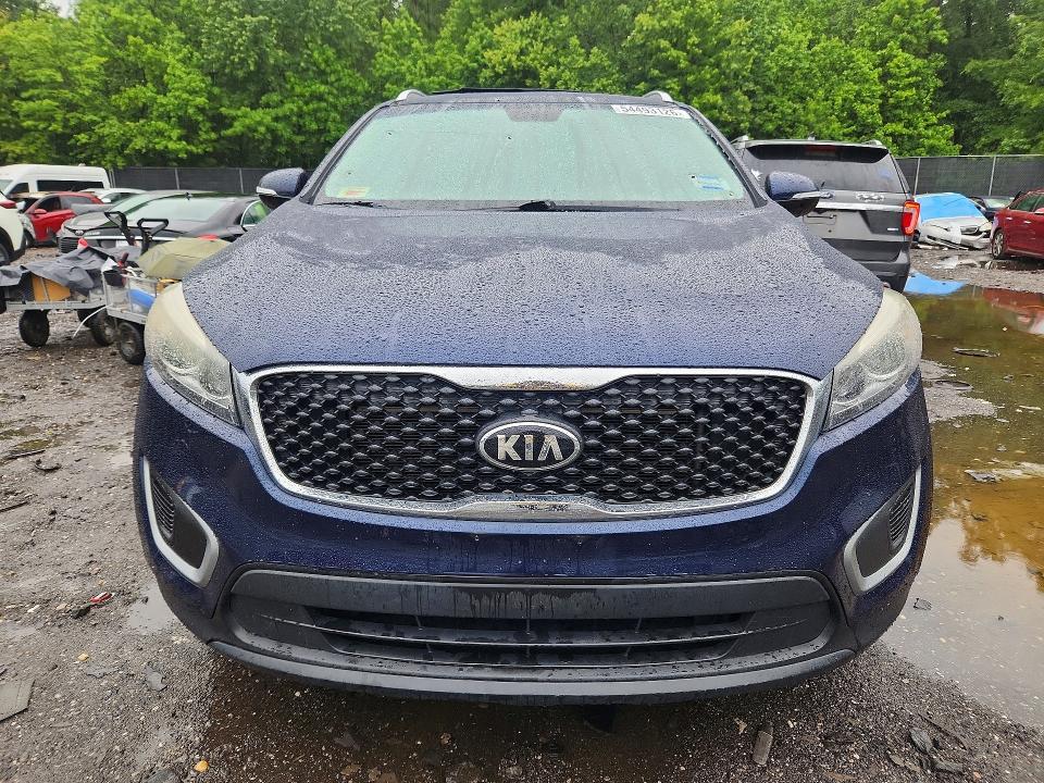 2017 Kia Sorento VIN 5XYPG4A33HG322373 COPART salvage auction — VANDALISM, Md - Cert Of Salvage > 75% Damage, sold $2,150 on 2026-07-10 (photo 5)