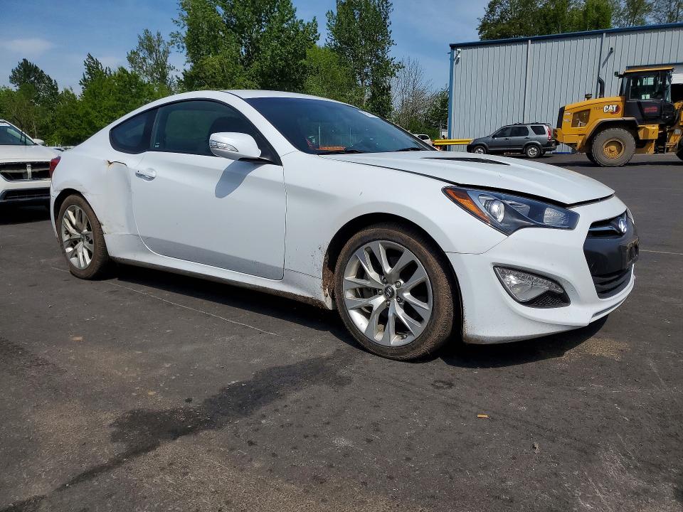 2015 Hyundai Genesis VIN KMHHU6KJ1FU123657 COPART salvage auction — SIDE, Or - Lien Papers Salvage, sold $400 on 2026-07-29 (photo 4)