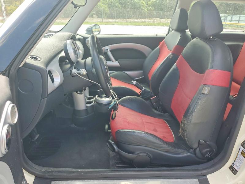 2005 Mini Cooper VIN WMWRC33425TJ66215 COPART salvage auction — MECHANICAL, Fl - Certificate Of Title (P), sold $350 on 2026-07-29 (photo 7)