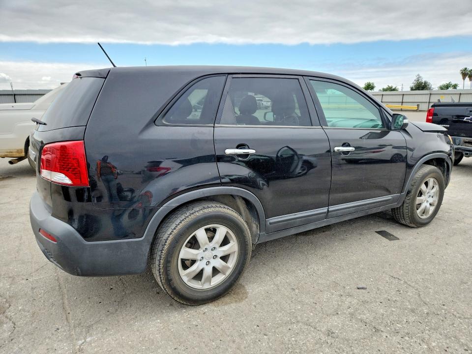 2011 Kia Sorento VIN 5XYKT3A19BG023945 COPART salvage auction — FRONT END, Ca - Salvage Certificate, sold $350 on 2026-07-10 (photo 3)