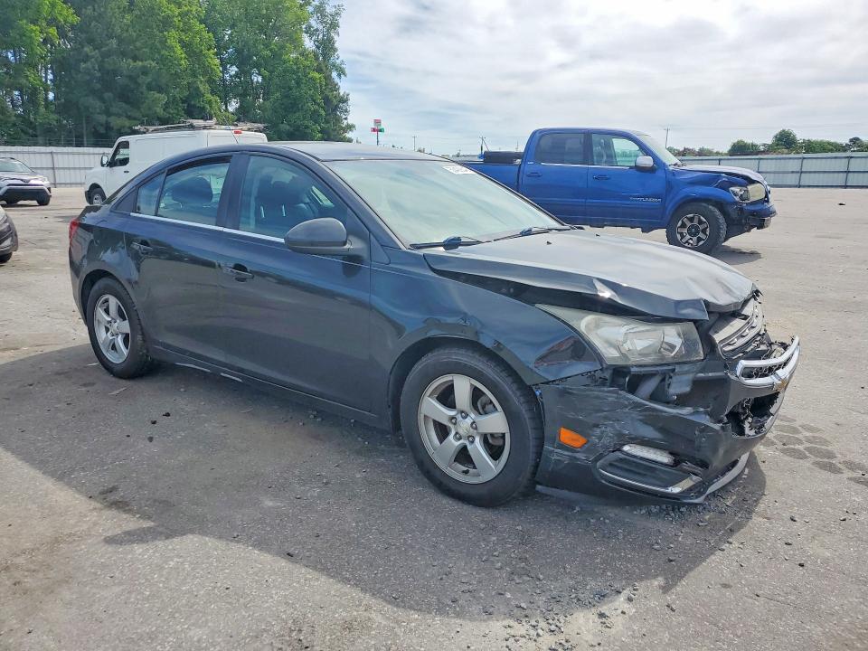 2015 Chevrolet Cruze VIN 1G1PC5SB7F7177316 COPART salvage auction — FRONT END, NC - SALVAGE CERTIFICATE OF TITLE, sold $375 on 2026-07-02 (photo 4)