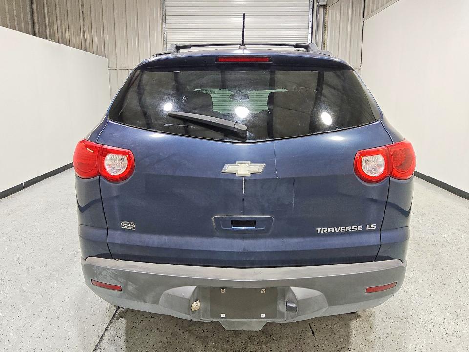 2011 Chevrolet Traverse VIN 1GNKRFED0BJ368941 COPART salvage auction — MINOR DENT/SCRATCHES, Fl - Certificate Of Title, sold $375 on 2026-07-09 (photo 6)