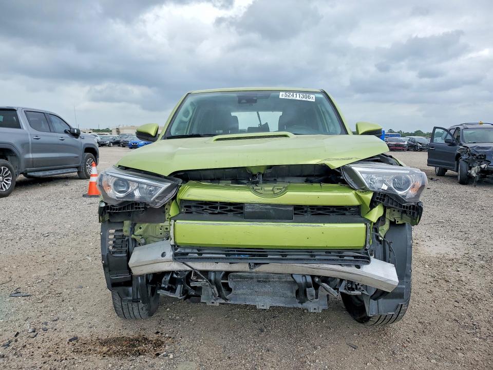 2023 Toyota 4runner VIN JTEAU5JR2P5288325 COPART salvage auction — FRONT END, Tx - Salvage Vehicle Title, sold $12,000 on 2026-07-27 (photo 5)