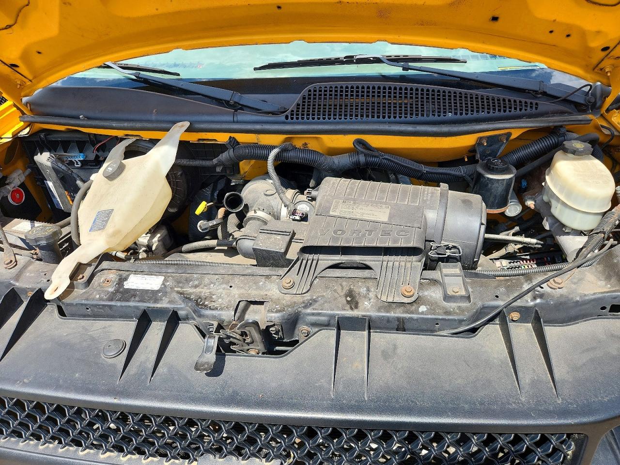 2014 Thomas Minotour g3500 VIN 1GB0G2BA7E1172108 COPART salvage auction — Minor Dent/Scratches, NY - CERTIFICATE OF TITLE, sold $1,600 on 2026-09-08 (photo 7)