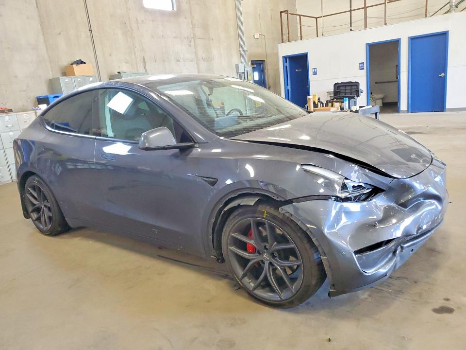 2023 Tesla Model y VIN 7SAYGDEF2PF600553 COPART salvage auction — FRONT END, Mn - Cert Of Title-Salvage, sold $8,300 on 2026-07-30 (photo 4)