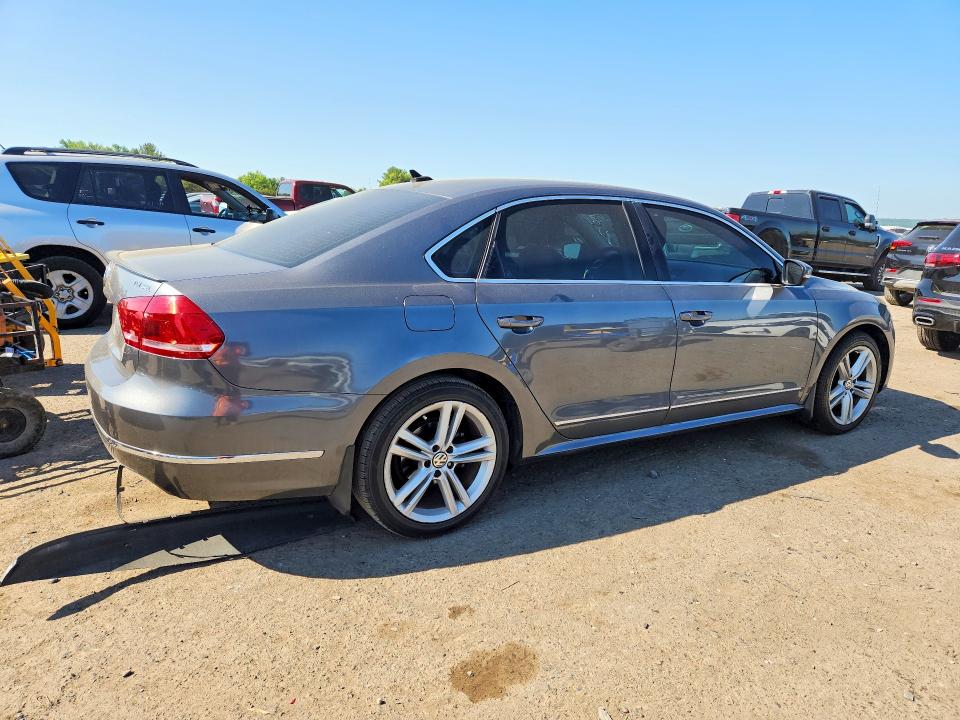 2014 Volkswagen Passat VIN 1VWCN7A38EC010178 COPART salvage auction — REAR END, Pa - Cert Of Title (P), sold $3,450 on 2026-07-24 (photo 3)