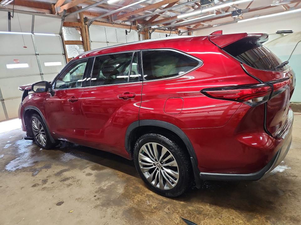 2022 Toyota Highlander VIN 5TDEBRCH8NS073482 COPART salvage auction — FRONT END, Il - Salvage Certificate, sold $6,700 on 2026-07-06 (photo 2)