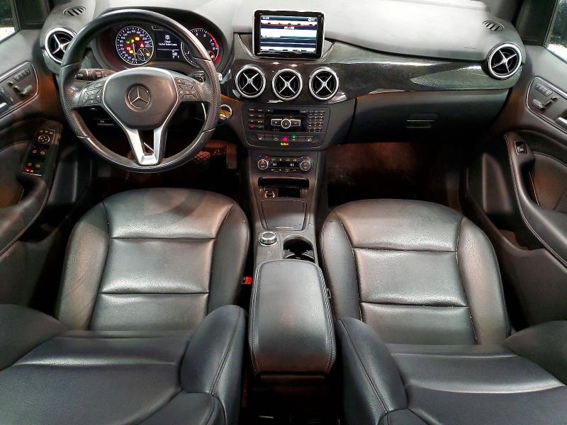 2014 Mercedes-benz VIN WDDMH4EB8EJ201650 COPART salvage auction — MINOR DENT/SCRATCHES, ON - PERMIT NO BRAND - UNFIT, sold $875 on 2026-08-04 (photo 8)