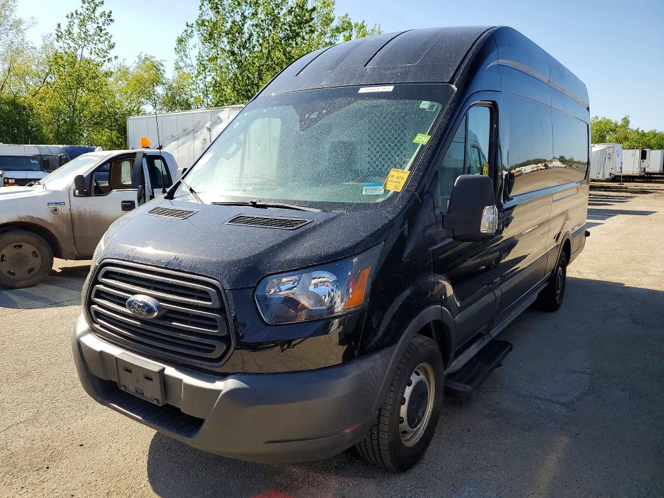 2018 Ford Transit VIN 1FTYR3XV9JKB09087 — COPART salvage auction photo