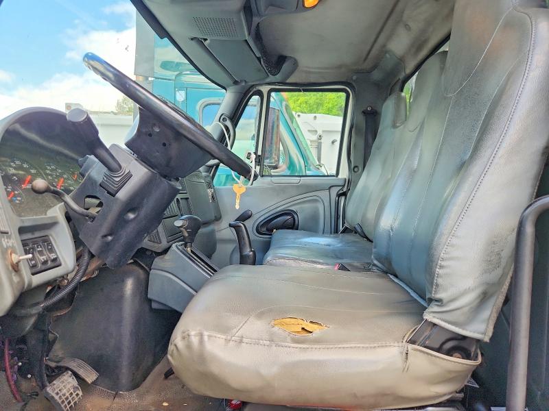 2004 International 4000 series VIN 1HTMMAAM24H613941 COPART salvage auction — NORMAL WEAR, TX - SALVAGE VEHICLE TITLE, sold $125 on 2026-07-29 (photo 7)