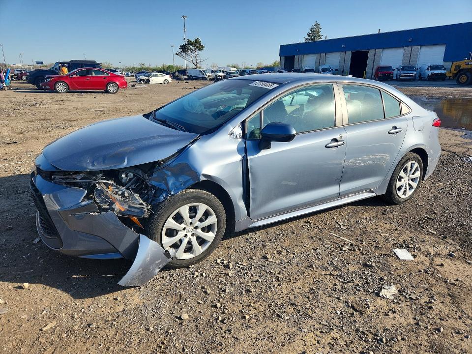 2022 Toyota Corolla VIN 5YFEPMAE8NP294408 COPART salvage auction — FRONT END, Mi - Scrap Certificate Of Title, sold $2,800 on 2026-07-10 (photo 1)