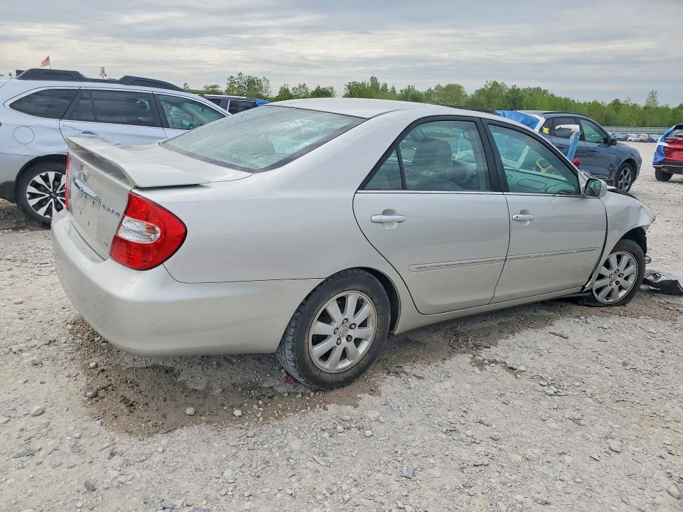 2004 Toyota Camry VIN 4T1BF30K54U586750 COPART salvage auction — FRONT END, MI - CERTIFICATE OF TITLE, sold $425 on 2026-07-02 (photo 3)