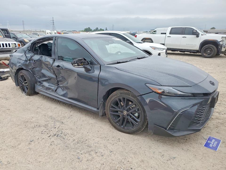2025 Toyota VIN 4T1DAACK0SU644235 COPART salvage auction — SIDE, Tx - Salvage Vehicle Title, sold $11,800 on 2026-07-03 (photo 4)
