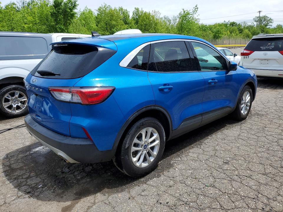 2021 Ford Escape VIN 1FMCU0G62MUA70430 COPART salvage auction — MINOR DENT/SCRATCHES, Ga - Certificate Of Title, sold $2,650 on 2026-07-09 (photo 3)