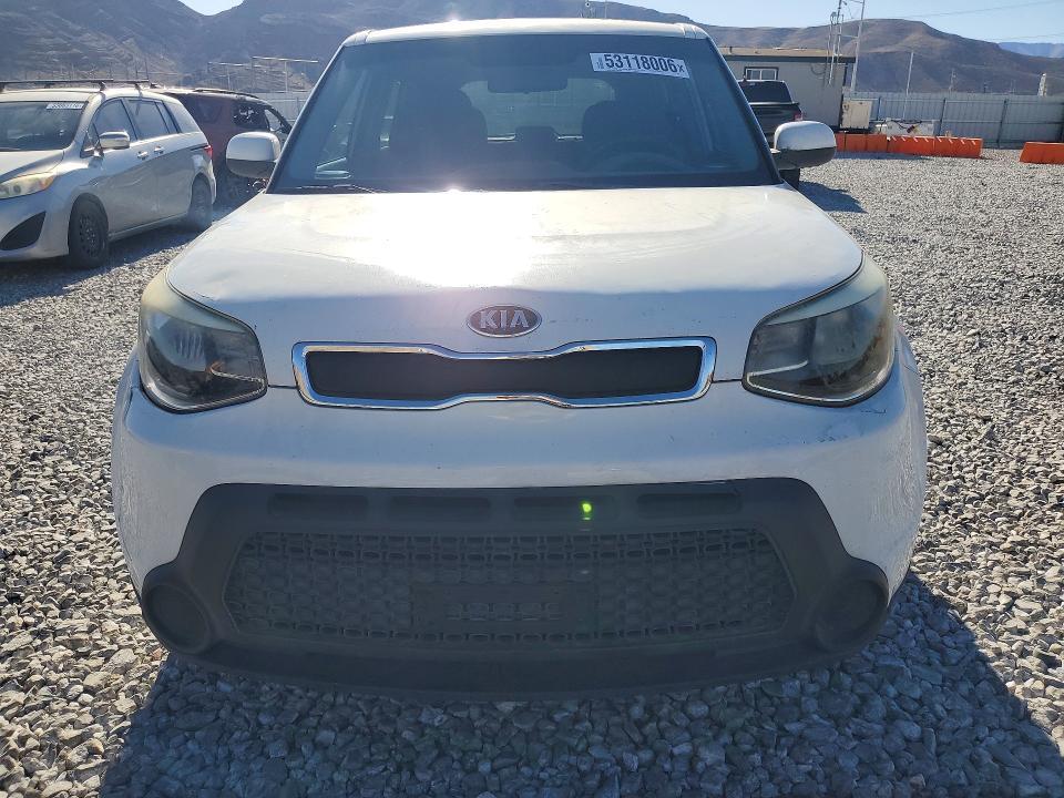 2014 Kia Soul VIN KNDJN2A24E7052098 COPART salvage auction — VANDALISM, NV - CERT OF TITLE-REBUILT TOTAL LO, sold $150 on 2026-07-27 (photo 5)