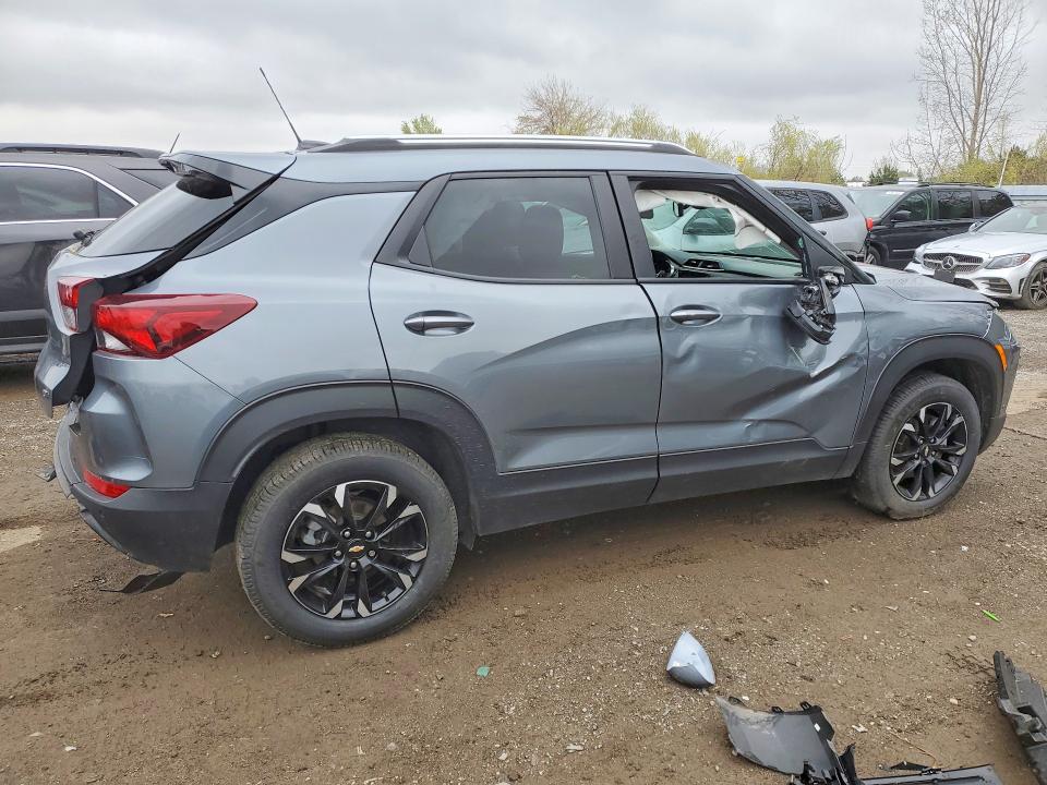 2022 Chevrolet Trailblazer VIN KL79MRSL5NB046956 COPART salvage auction — ROLLOVER, On - Permit Salvage, sold $1,500 on 2026-07-07 (photo 3)
