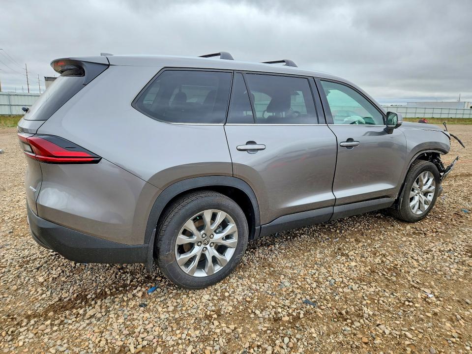 2026 Toyota Highlander VIN 5TDAAAB57TS115745 COPART salvage auction — FRONT END, MN - CERT OF TITLE-SALVAGE, sold $17,500 on 2026-07-27 (photo 3)