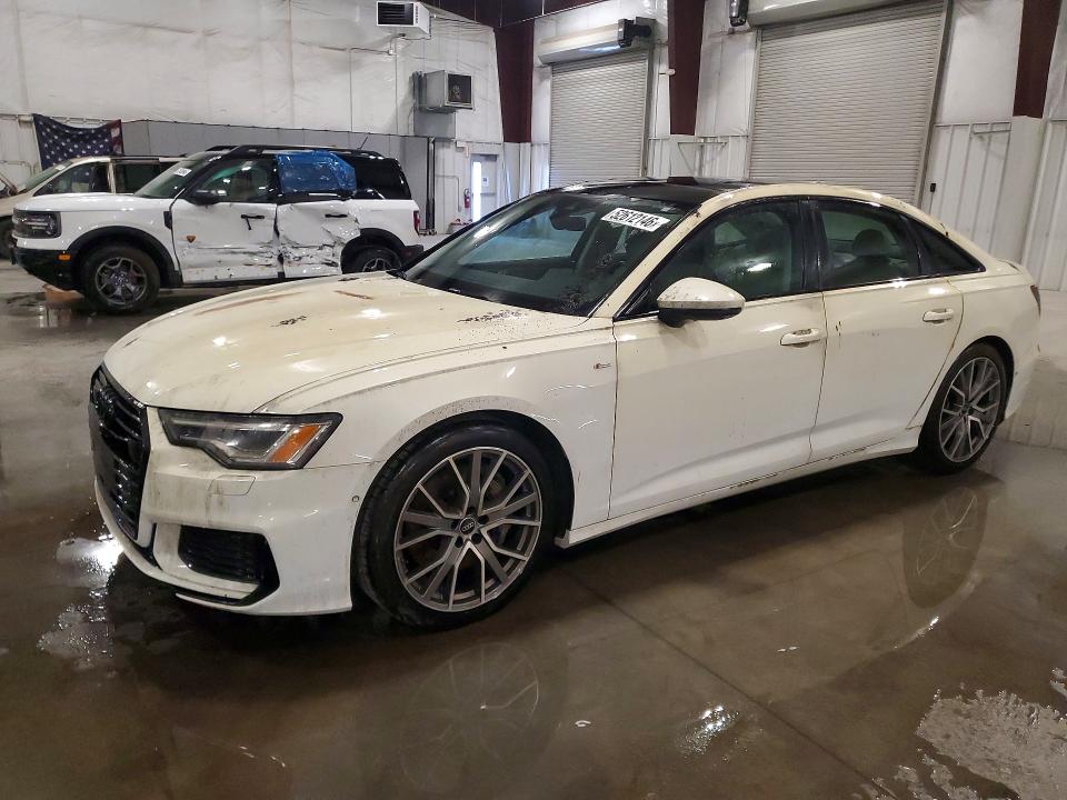 2022 Audi A6 VIN WAUL2BF21NN039067 — COPART salvage auction photo