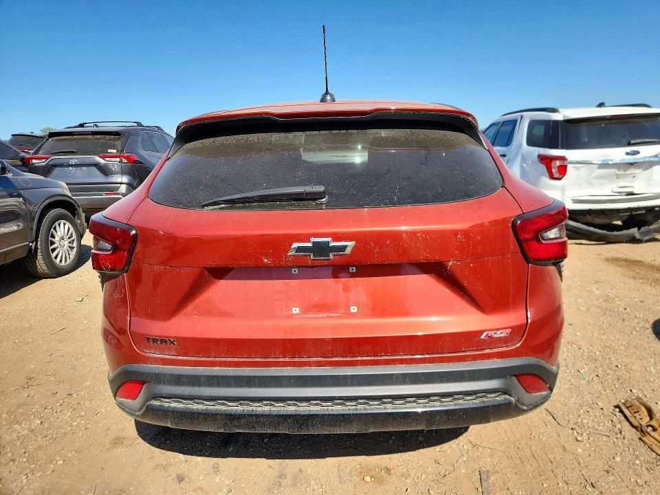 2024 Chevrolet Trax VIN KL77LGE2XRC052303 COPART salvage auction — FRONT END, Il - Salvage Certificate, sold $5,900 on 2026-07-28 (photo 6)