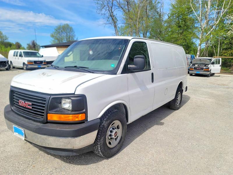2017 Gmc Savana VIN 1GTW7AFF6H1280794 COPART salvage auction — MINOR DENT/SCRATCHES, On - Permit No Brand - Unfit (P), sold $5,600 on 2026-07-03 (photo 2)