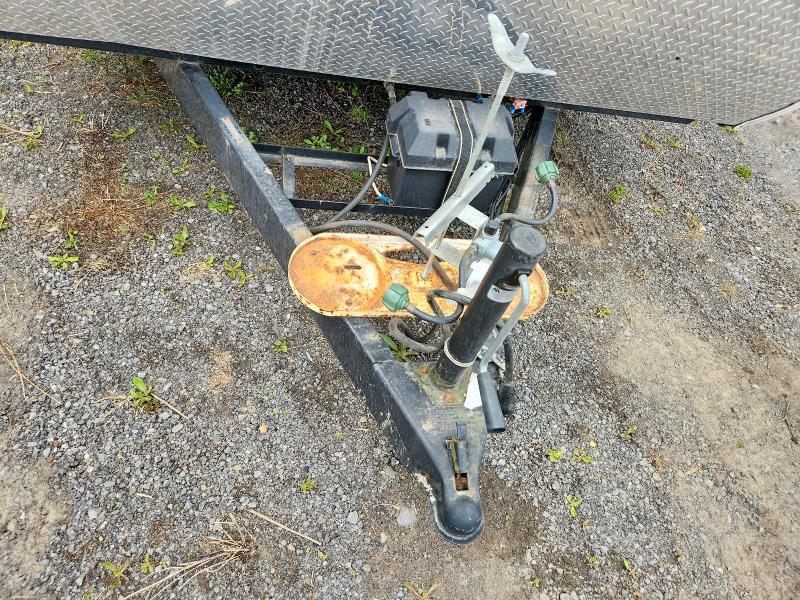 2007 Dutchman Hornet VIN 4YDT27F2677200209 COPART salvage auction — ROOF, QC - IRRECUPERABLE, sold $150 on 2026-07-28 (photo 8)