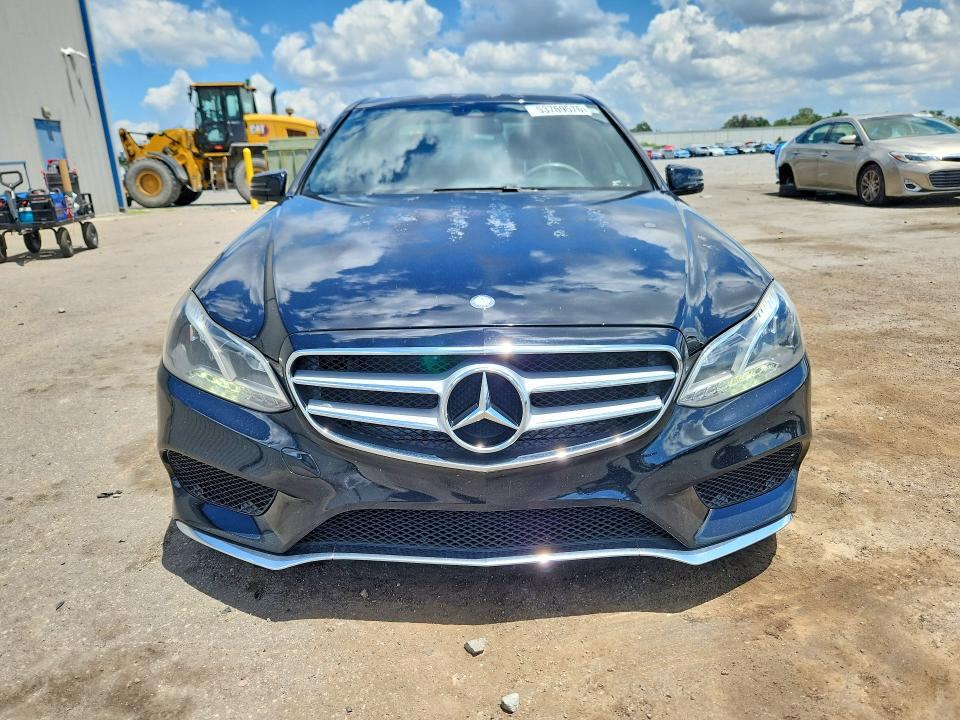 2016 Mercedes-benz E-class VIN WDDHF5KB2GB303430 COPART salvage auction — VANDALISM, Fl - Cert Of Title Slvg Rebuildable, sold $3,150 on 2026-07-13 (photo 5)