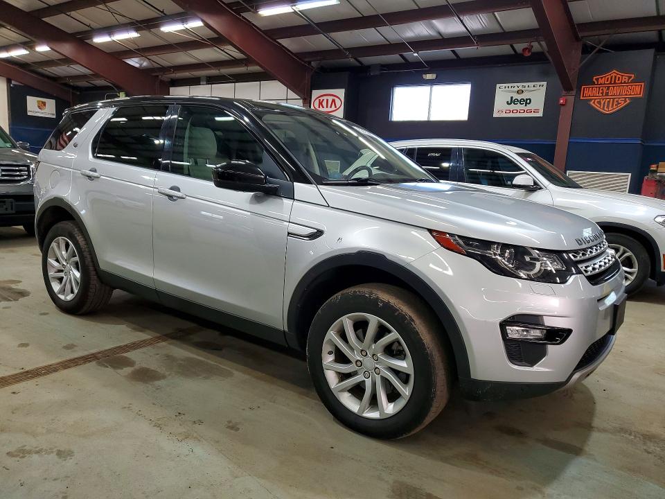 2017 Land rover Discovery VIN SALCR2BG5HH682243 COPART salvage auction — MINOR DENT/SCRATCHES, Ct - Certificate Of Title, sold $3,250 on 2026-07-03 (photo 4)