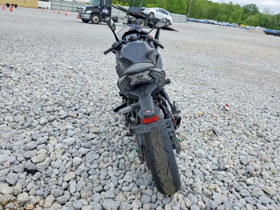 2025 Kawasaki VIN ML5EXER11SDAG0786 COPART salvage auction — FRONT END, Oh - Cert Of Title-Salvage, sold $950 on 2026-07-09 (photo 4)