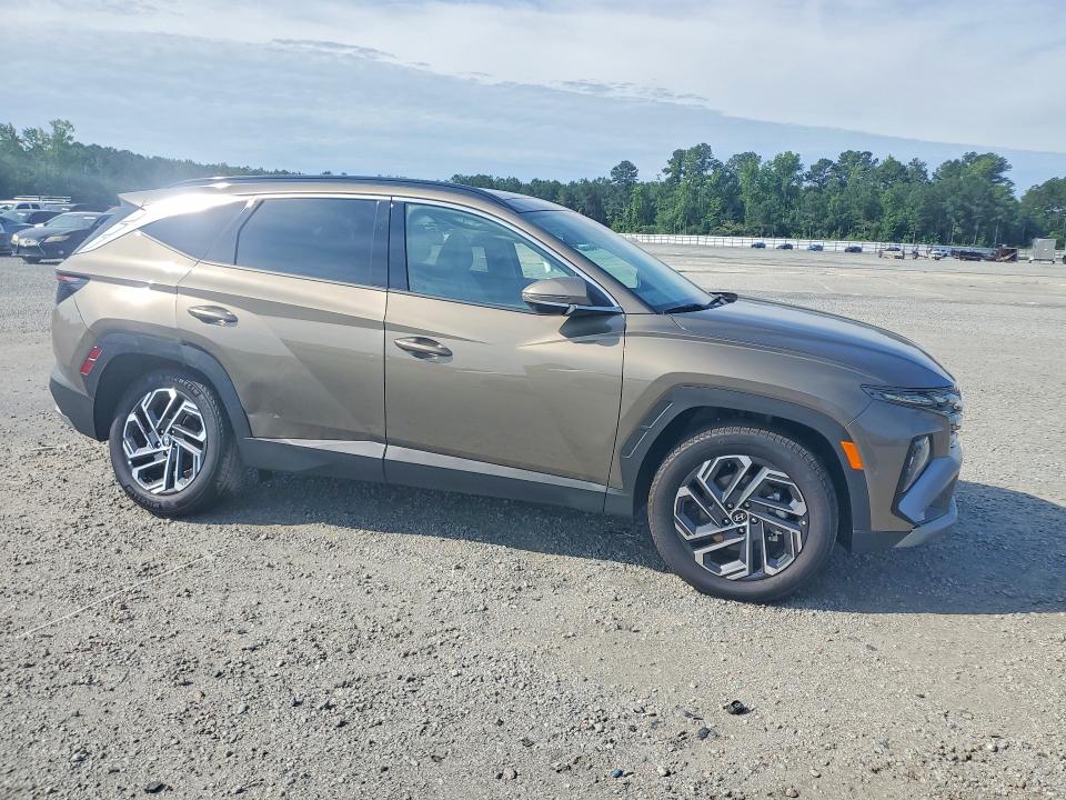 2025 Hyundai Tucson VIN KM8JEDD16SU385877 COPART salvage auction — REAR END, Nc - Salvage Certificate Of Title, sold $20,300 on 2026-07-06 (photo 4)