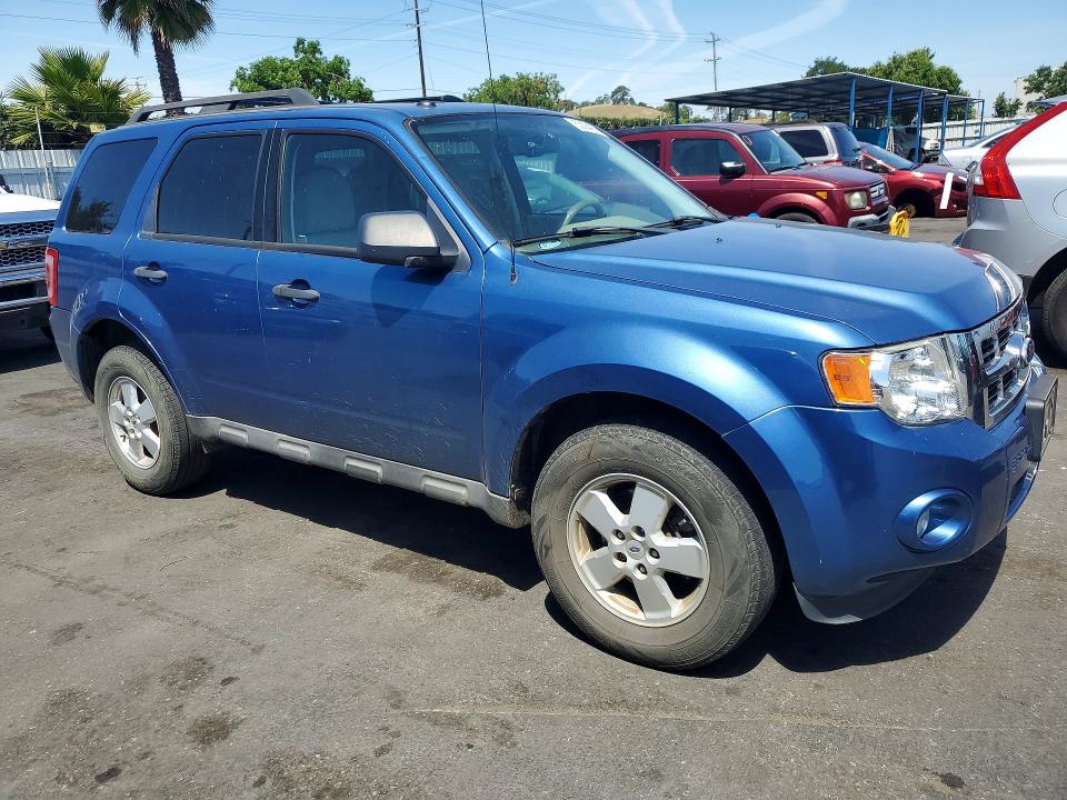 2010 Ford Escape VIN 1FMCU0D71AKC14828 COPART salvage auction — REAR END, CA - SALVAGE CERTIFICATE, sold $575 on 2026-07-09 (photo 4)