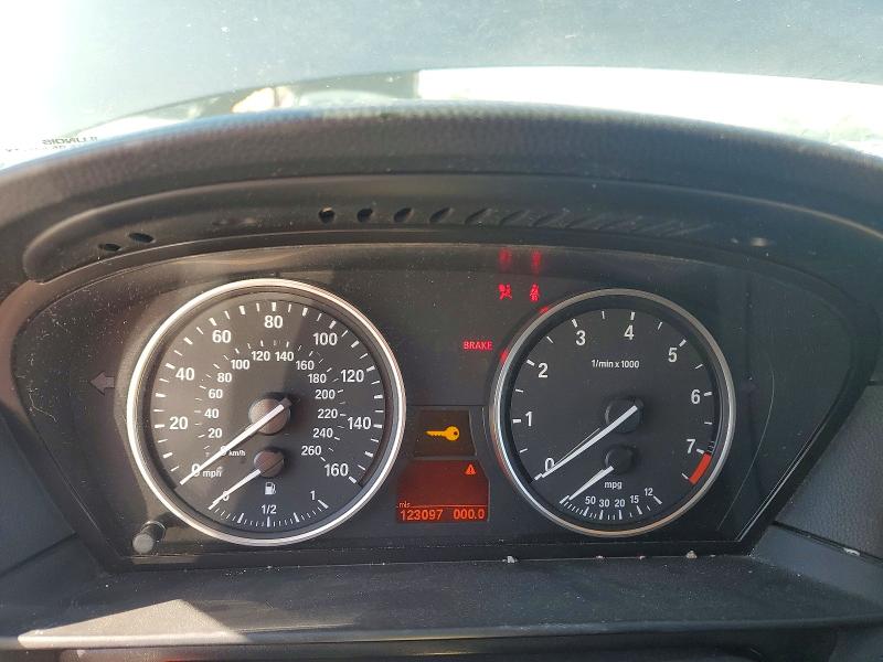 2009 BMW 5er VIN WBANW13559C161762 COPART salvage auction — ROLLOVER, Mo - Salvage Certificate Of Title, sold $175 on 2026-07-06 (photo 9)