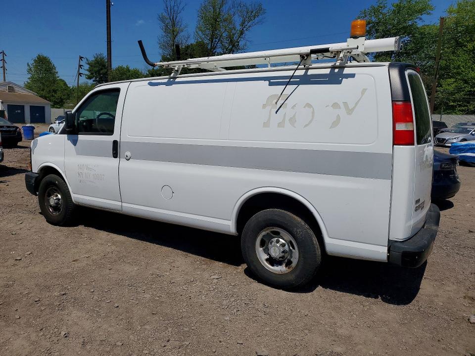2011 Chevrolet Express 2500 VIN 1GCWGFCA9B1177107 COPART salvage auction — MINOR DENT/SCRATCHES, Ny - Certificate Of Title, sold $1,350 on 2026-07-08 (photo 2)