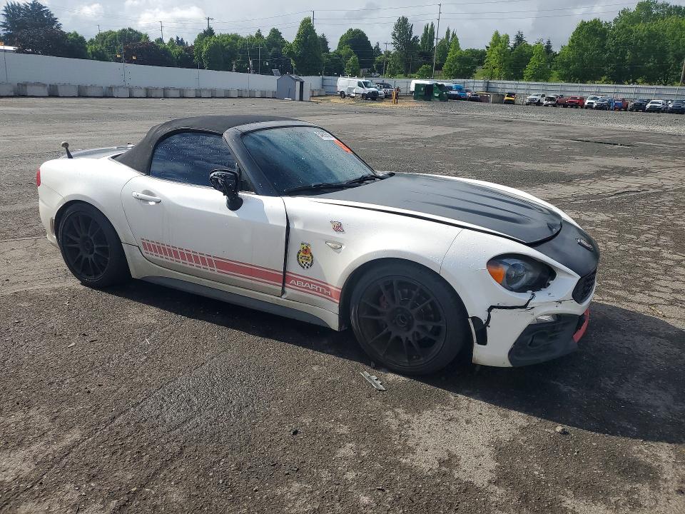 2018 Fiat 124 spider VIN JC1NFAEK4J0139454 COPART salvage auction — FRONT END, OR - SALVAGE TITLE CERTIFICATE, sold $175 on 2026-07-29 (photo 4)