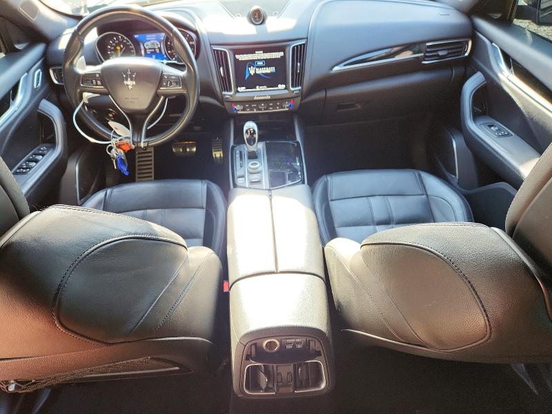 2018 Maserati Levante VIN ZN661XUS0JX298505 COPART salvage auction — WATER/FLOOD, Nc - Salvage Certificate Of Title, sold $9,900 on 2026-07-10 (photo 8)