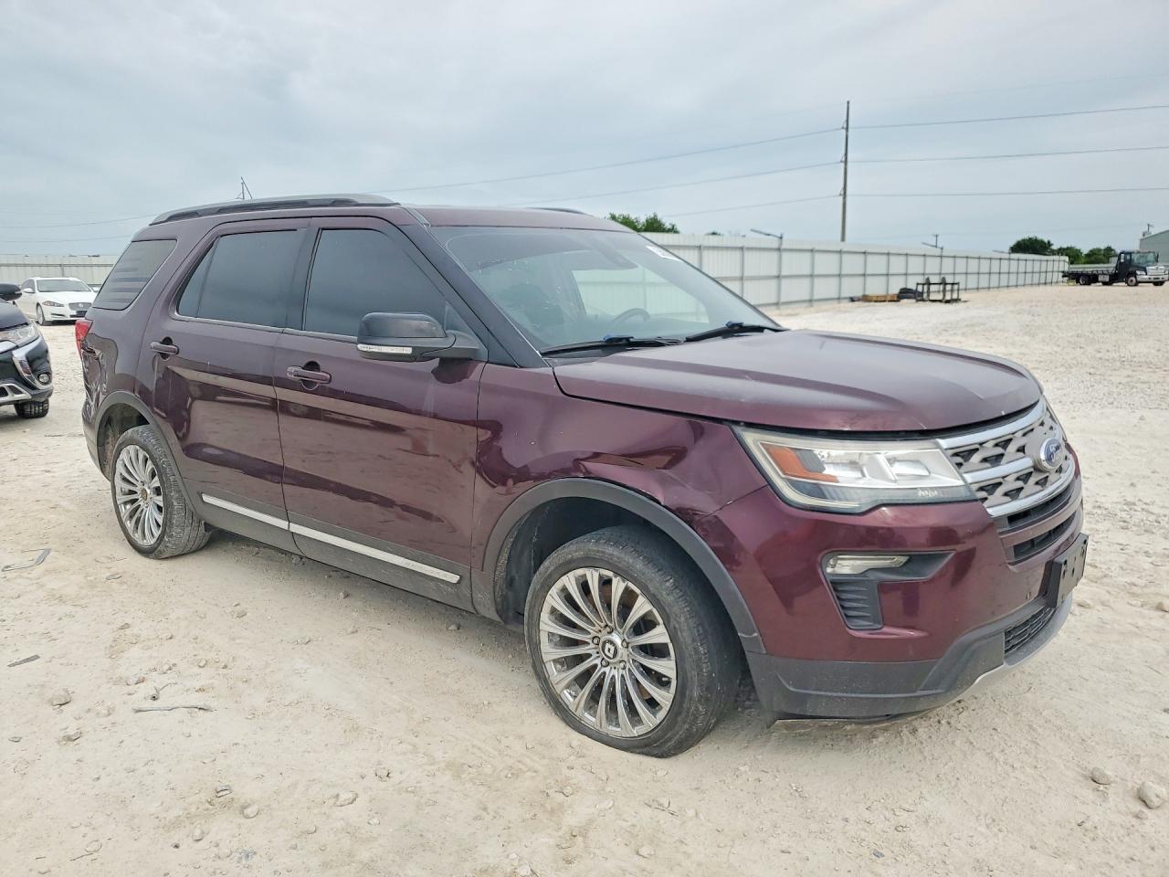 2018 Ford Explorer VIN 1FM5K7DH3JGA80777 COPART salvage auction — Front End, TX - CERTIFICATE OF TITLE, sold $4,200 on 2026-07-09 (photo 4)