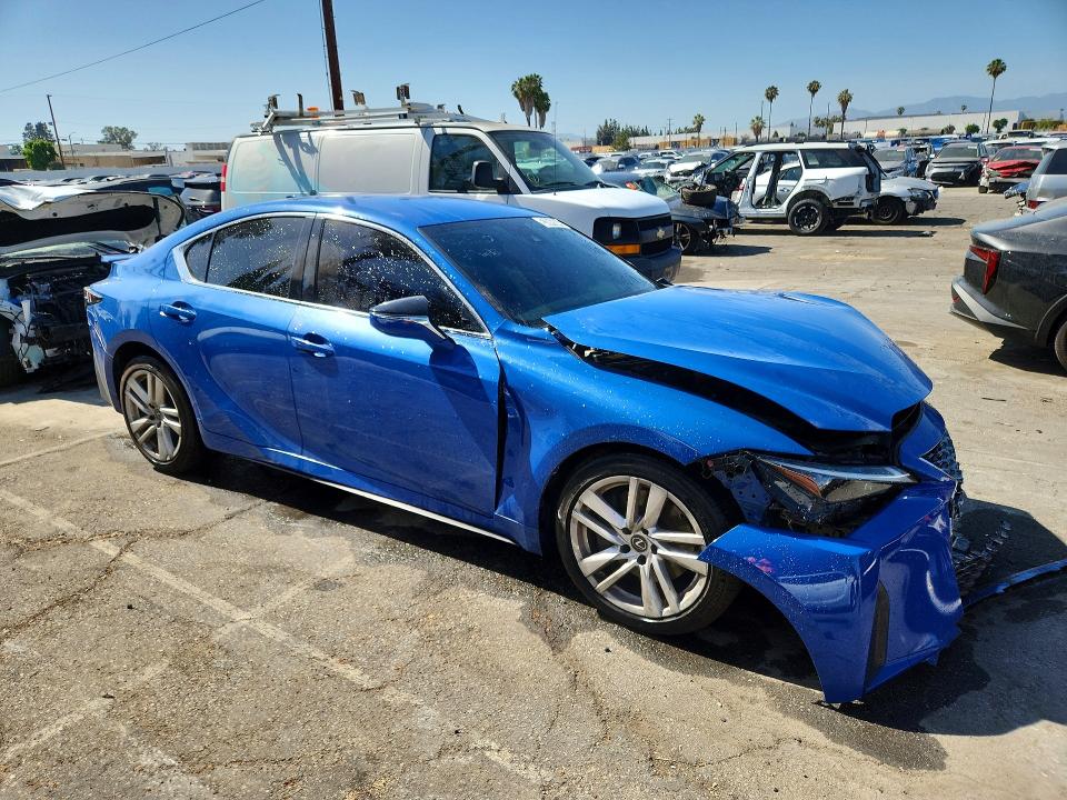 2021 Lexus Is 300 VIN JTHAA1D28M5116413 COPART salvage auction — UNDERCARRIAGE, Ca - Salvage Certificate, sold $4,050 on 2026-07-07 (photo 4)